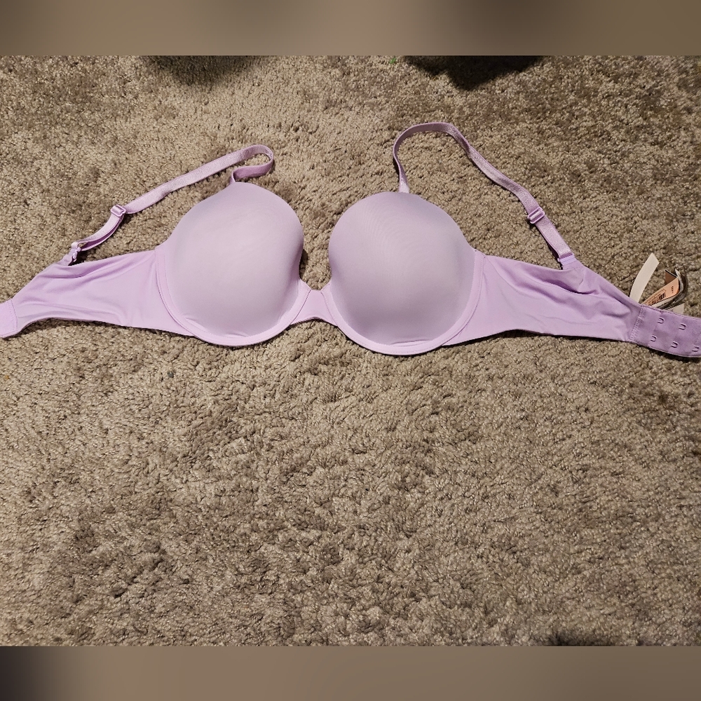 Victoria Secret t-shirt bra NWT